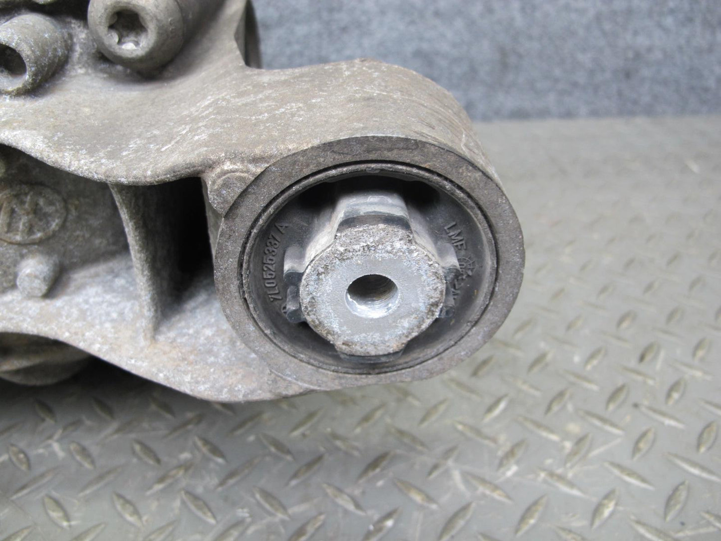 2008-2010 Porsche Cayenne 957 GTS Rear Differential Gear Carrier 4.1 Ratio Assy
