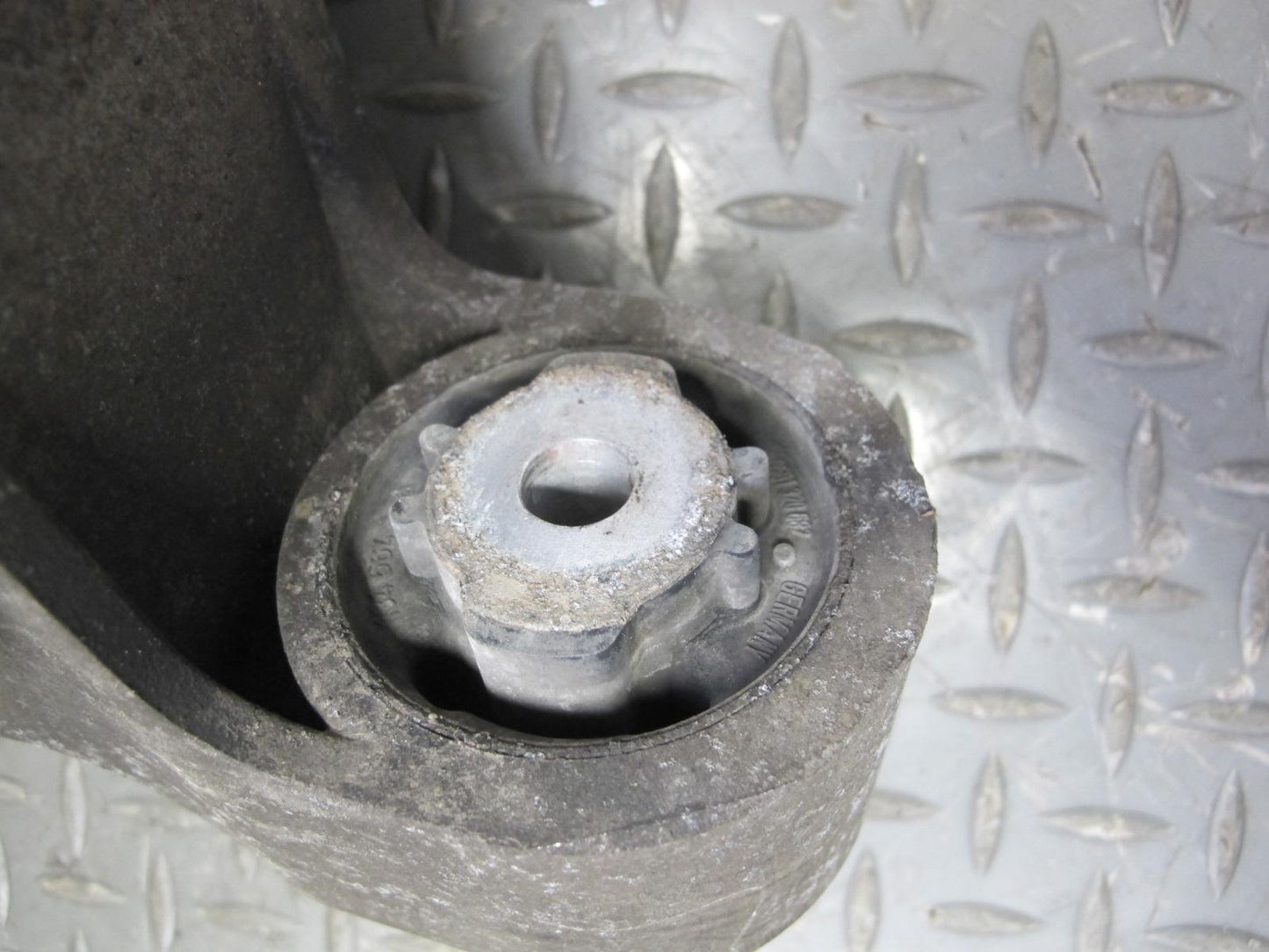 2008-2010 Porsche Cayenne 957 GTS Rear Differential Gear Carrier 4.1 Ratio Assy