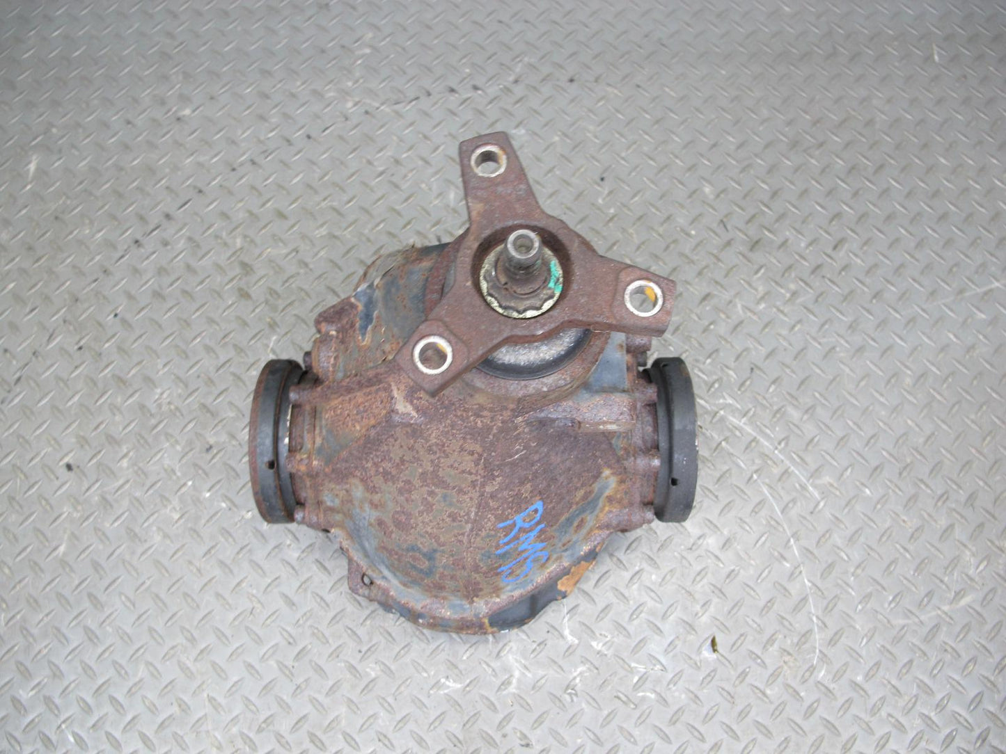 96-99 Mercedes W140 S500 Rear Axle Differential Carrier 2.65 Ratio OEM