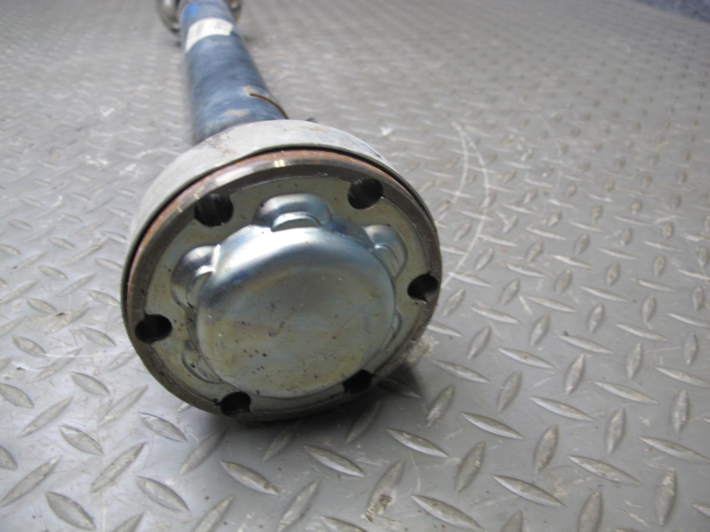 08-10 Porsche Cayenne 957 Automatic Transmission Front Drive Shaft 7L0521101D