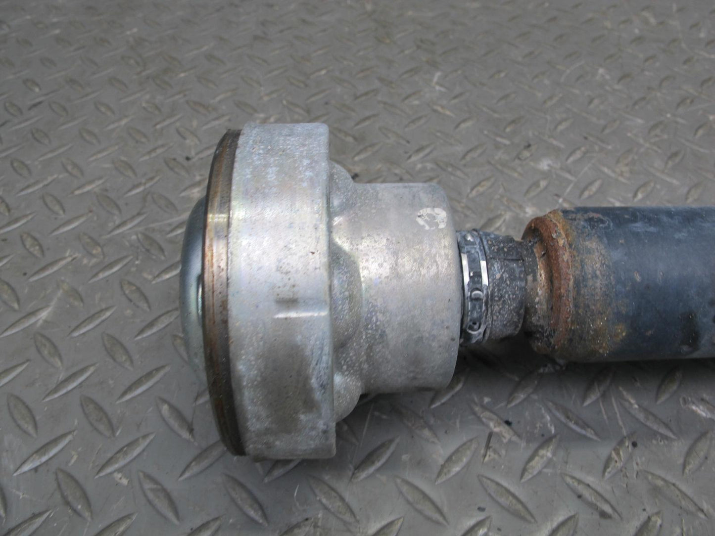 08-10 Porsche Cayenne 957 Automatic Transmission Front Drive Shaft 7L0521101D