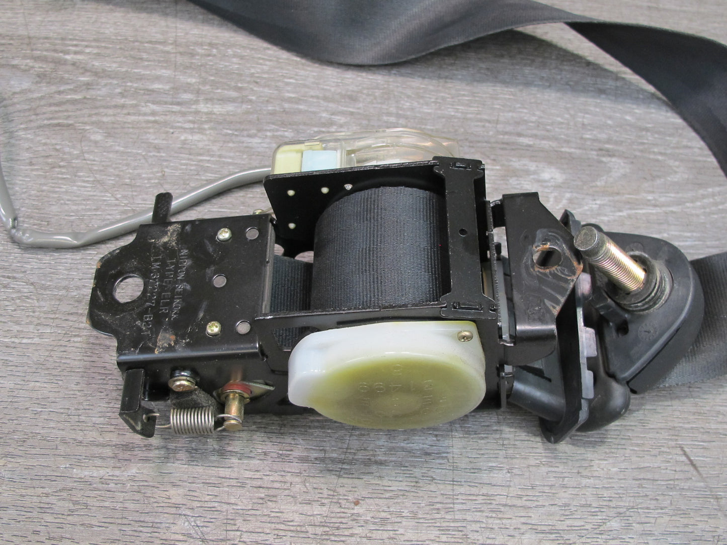 90-93 NISSAN 300ZX Z32 2+2 FRONT LEFT DRIVER SIDE SEATBELT RETRACTOR OEM