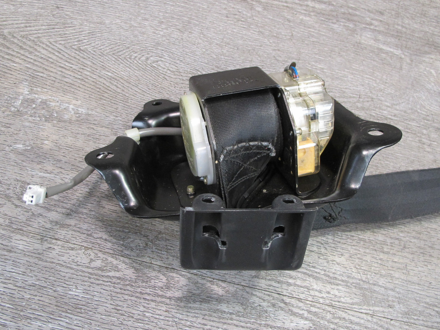 90-93 NISSAN 300ZX Z32 2+2 FRONT LEFT DRIVER SIDE SEATBELT RETRACTOR OEM