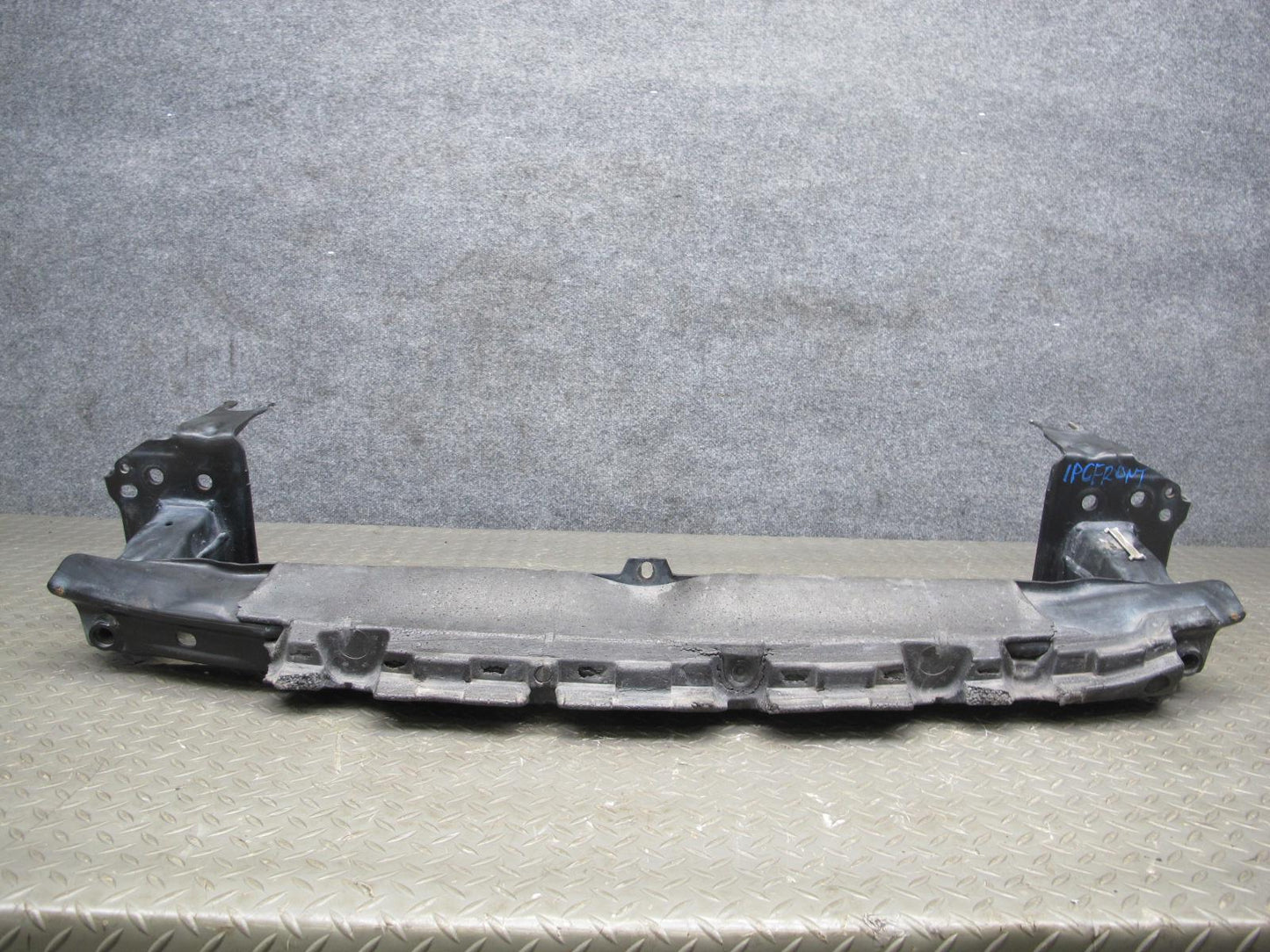 2003-2010 Porsche Cayenne 957 Ront Bumper Reinforcement Impact Crash Bar