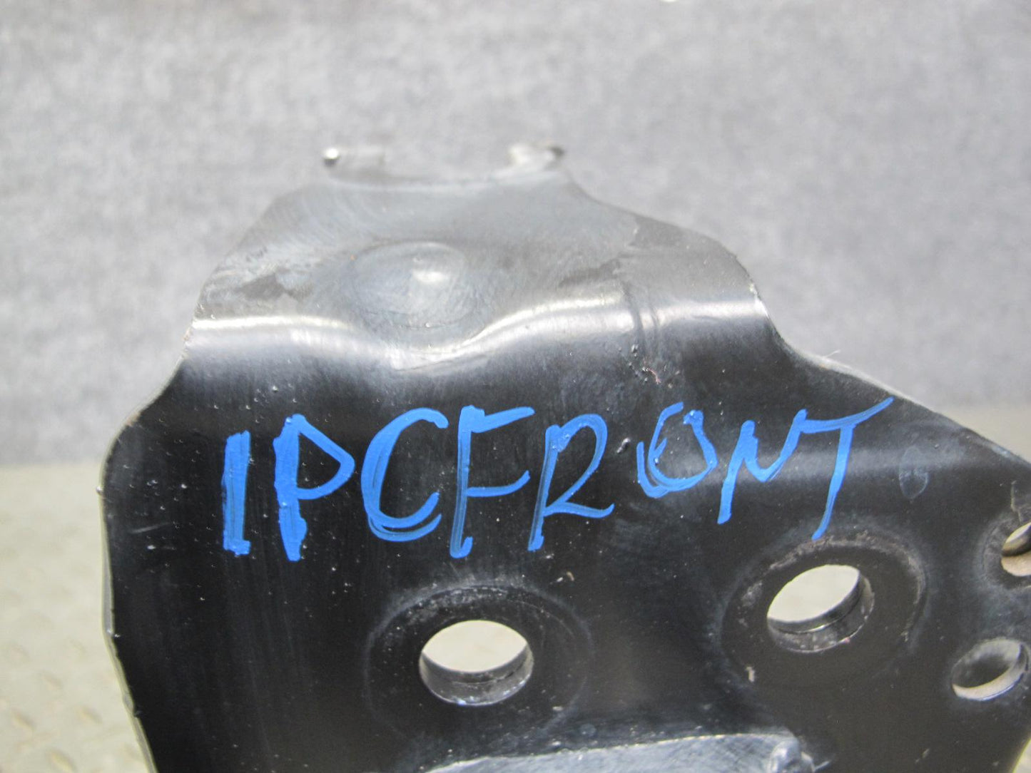 2003-2010 Porsche Cayenne 957 Ront Bumper Reinforcement Impact Crash Bar