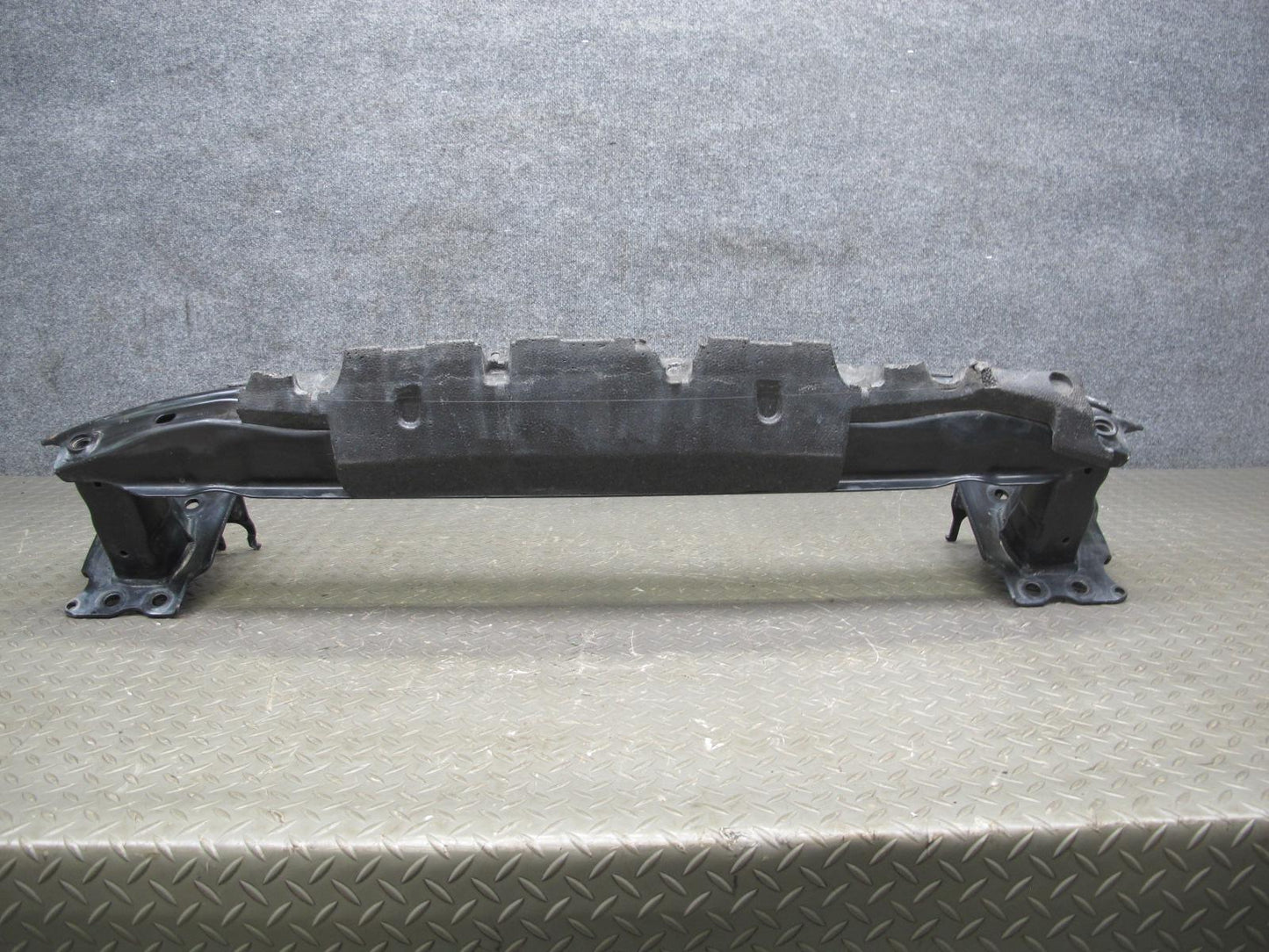 2003-2010 Porsche Cayenne 957 Ront Bumper Reinforcement Impact Crash Bar