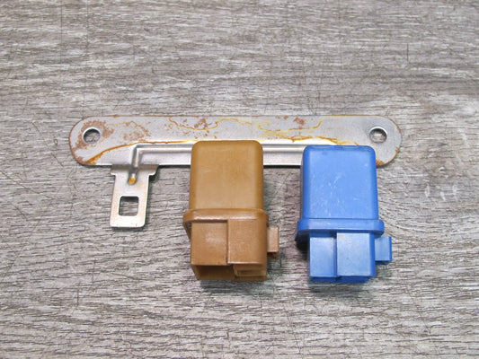 90-96 Nissan Z32 300ZX Set of 2 Relay w Mount Bracket Assembly OEM