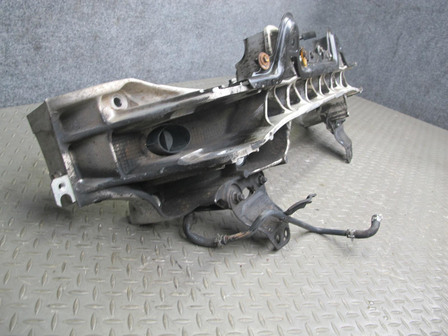 92-00 Lexus UZZ30L SC400 SC300 Front Engine Subframe Crossmember Carrier OEM