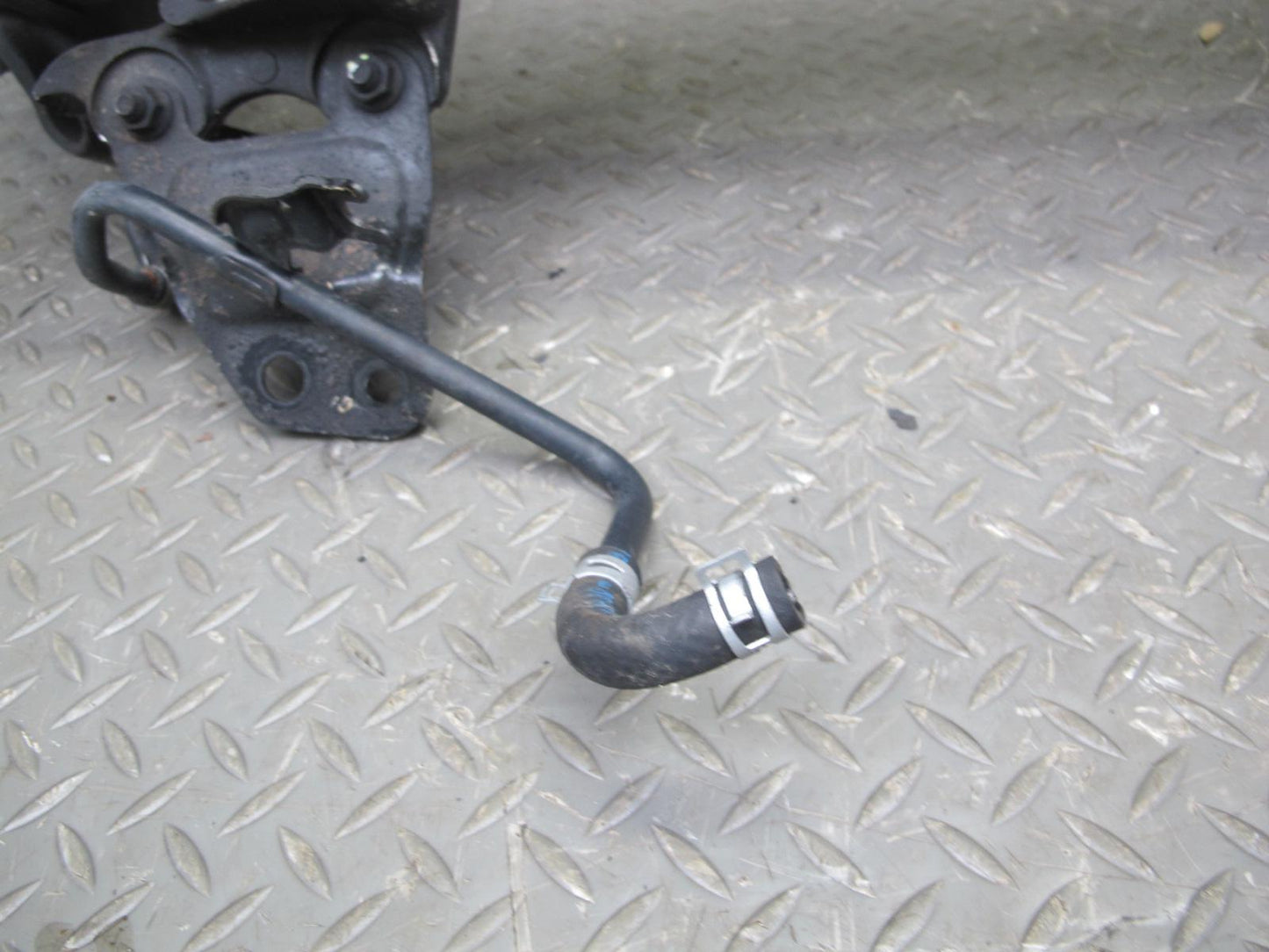92-00 Lexus UZZ30L SC400 SC300 Front Engine Subframe Crossmember Carrier OEM
