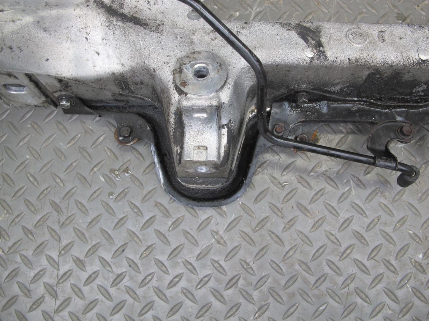 92-00 Lexus UZZ30L SC400 SC300 Front Engine Subframe Crossmember Carrier OEM