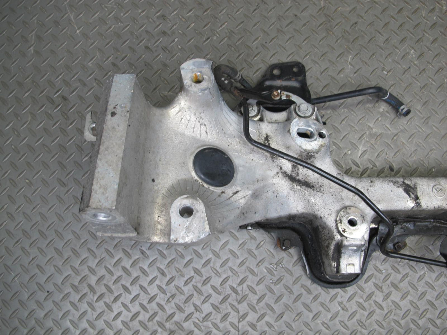92-00 Lexus UZZ30L SC400 SC300 Front Engine Subframe Crossmember Carrier OEM