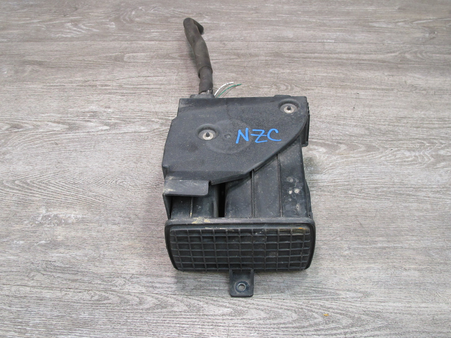 03-09 Nissan 350Z Z33 Fuel Evap Vapor Charcoal Canister OEM