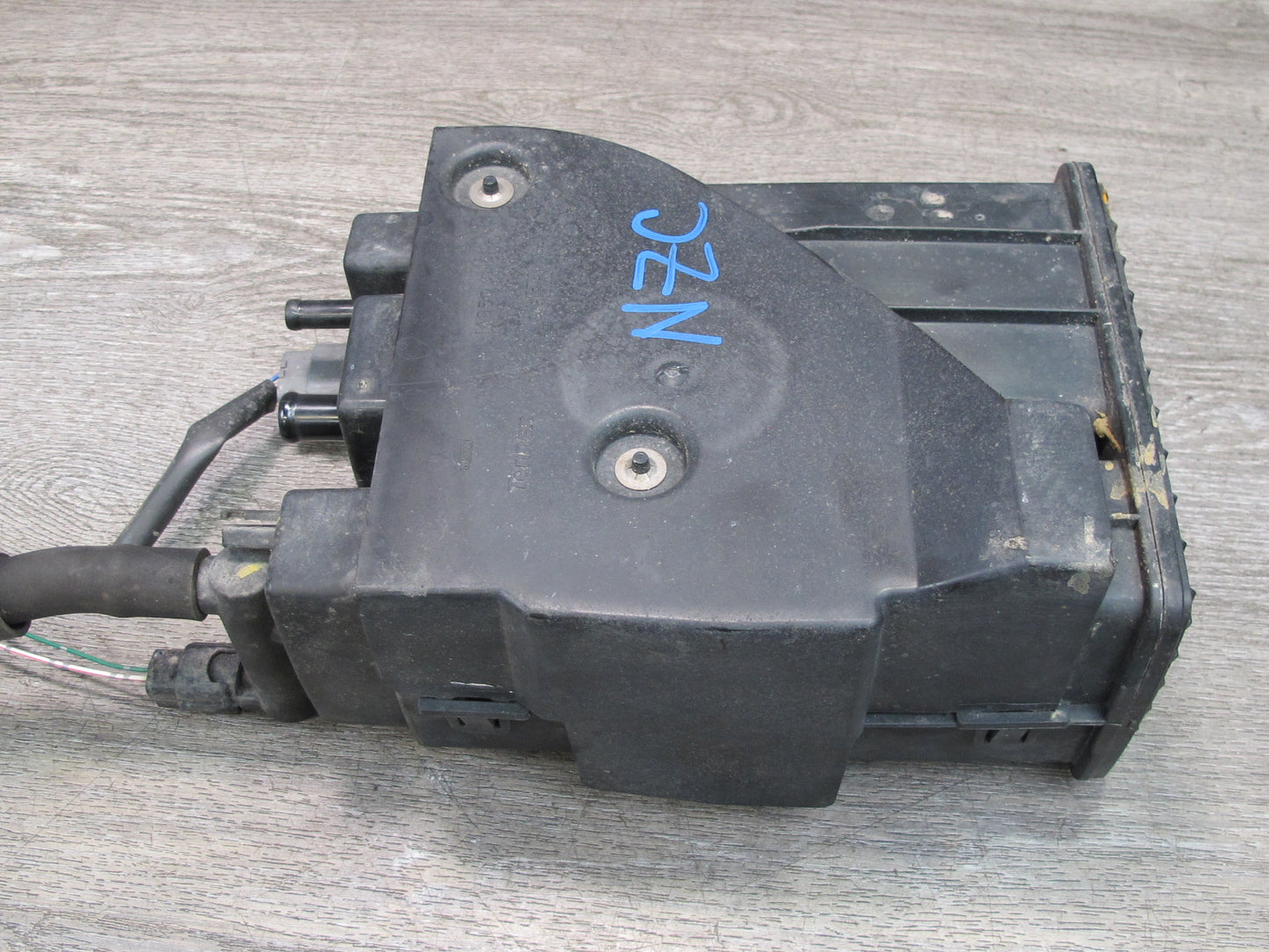 03-09 Nissan 350Z Z33 Fuel Evap Vapor Charcoal Canister OEM