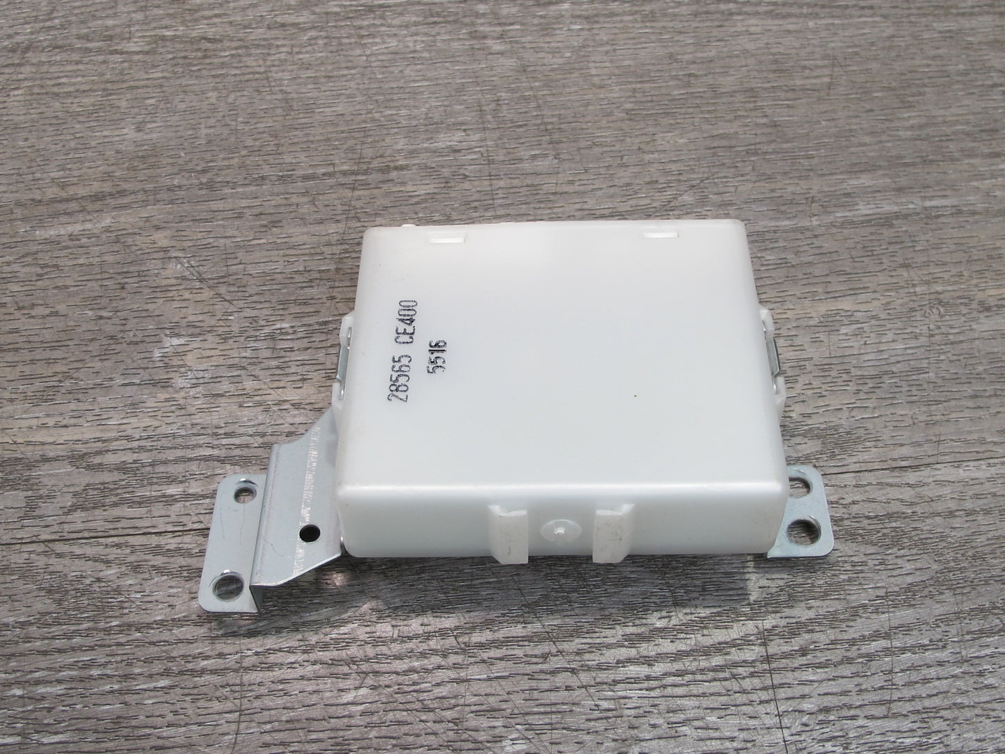 04-05 Nissan 350Z Z33 Convertible Right Passenger Power Seat Control Module OEM
