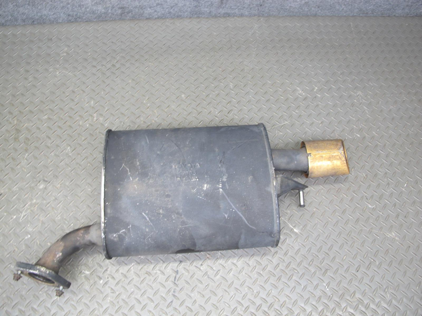 92-98 Lexus UZZ30L SC400 Rear Left Exhaust Muffler OEM