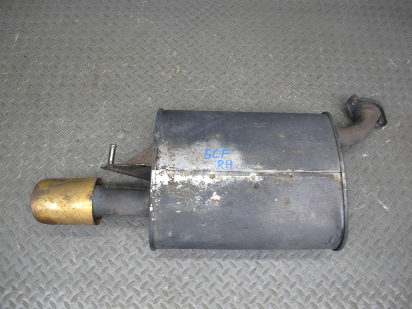 92-98 Lexus UZZ30L SC400 Rear Right Exhaust Muffler OEM