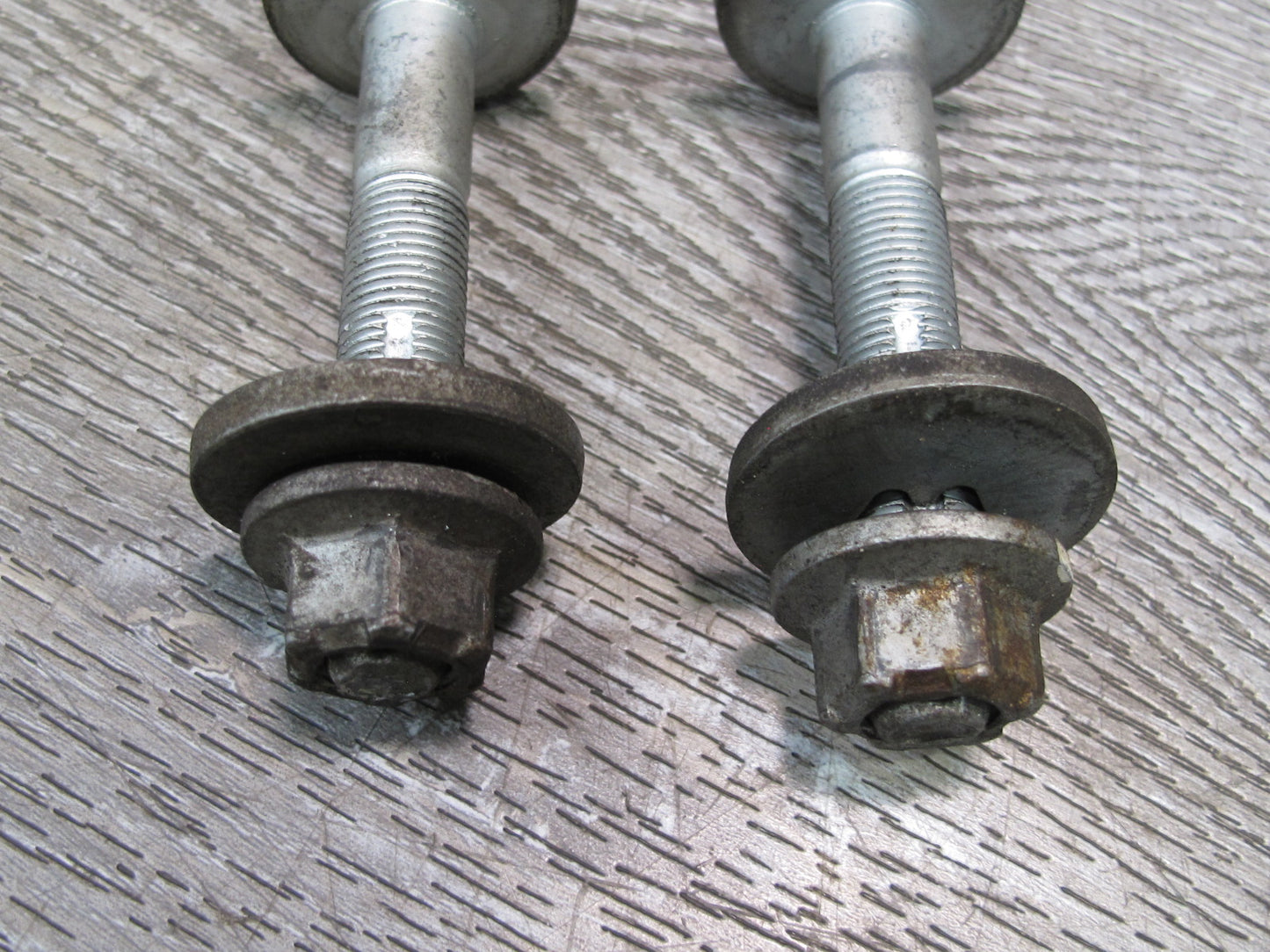 03-09 Nissan 350Z Z33 Rear Suspension Adjustment Eccentric Camber Bolt Set OEM