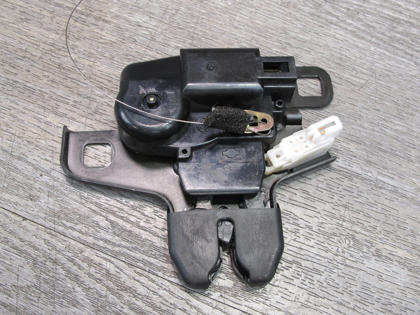 04-06 Nissan 350Z Z33 Convertible Left & Right Tonneau Lid Cover Lock Latch OEM