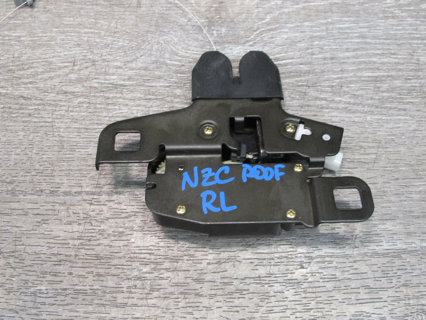 04-06 Nissan 350Z Z33 Convertible Left & Right Tonneau Lid Cover Lock Latch OEM