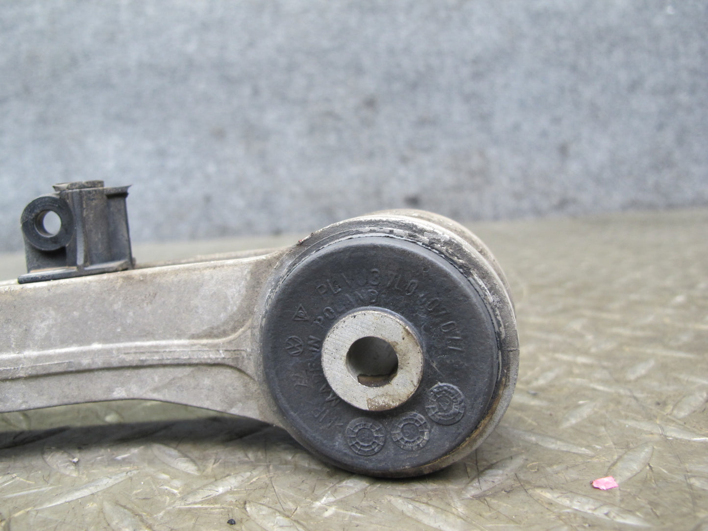 2003-2010 Porsche Cayenne 957 Front Suspension Left Side Upper Control Arm
