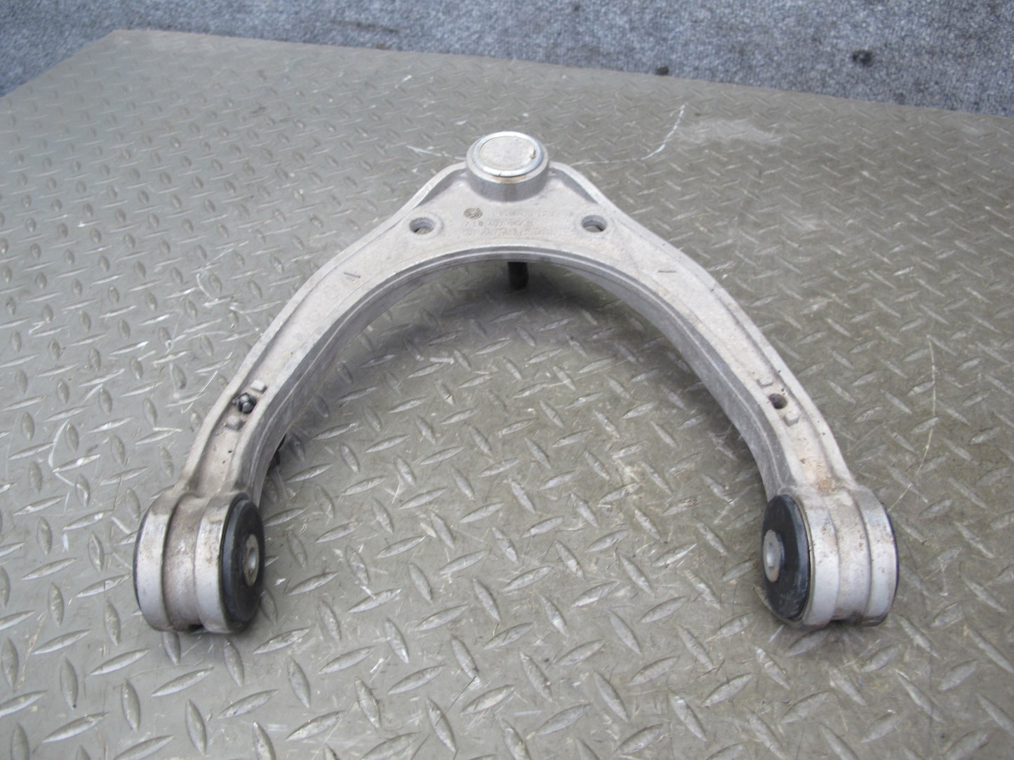 2003-2010 Porsche Cayenne 957 Front Suspension Left Side Upper Control Arm
