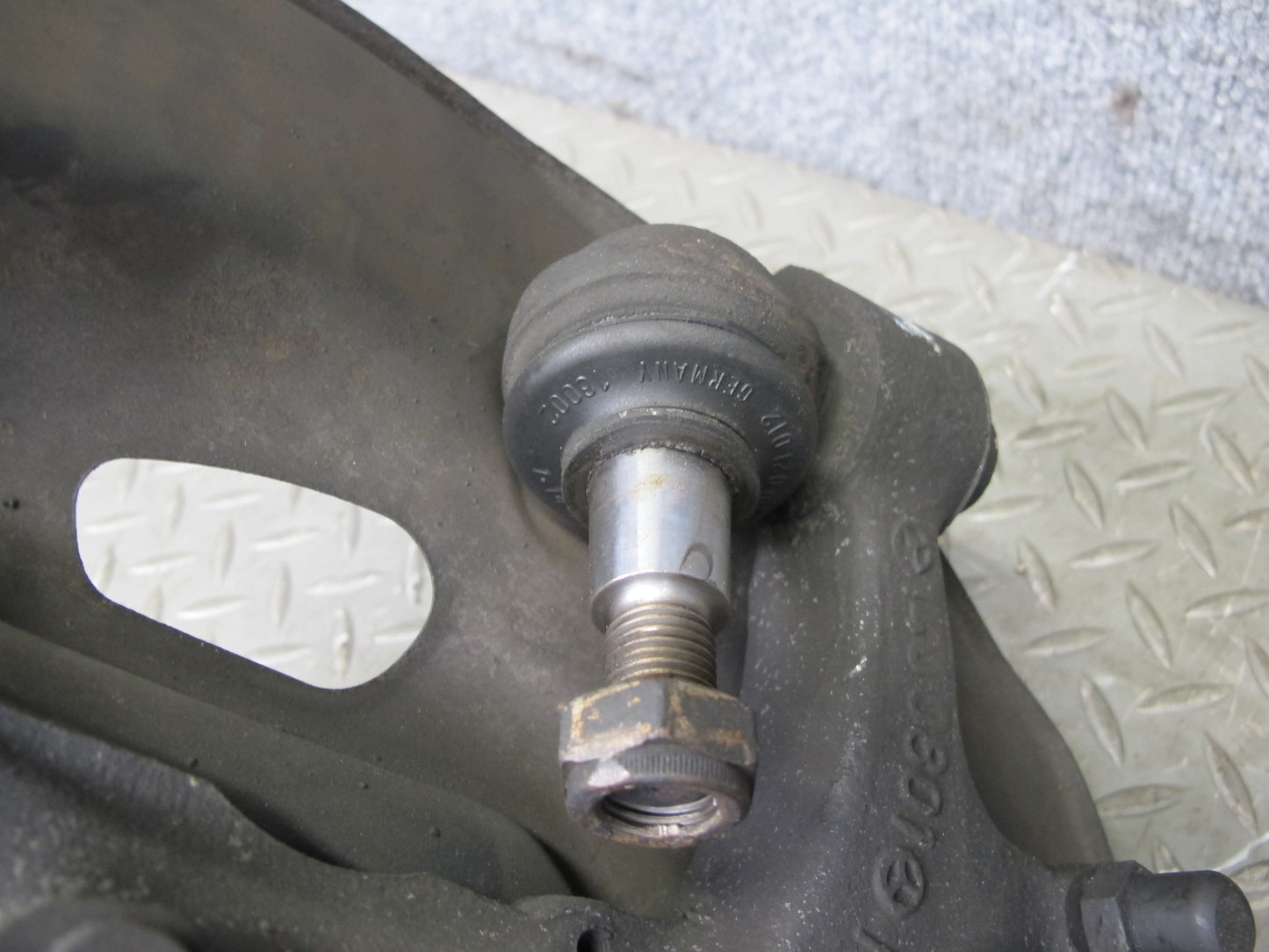 94-99 Mercedes W140 RWD Front Left Spindle Knuckle Wheel Hub Bearing OEM