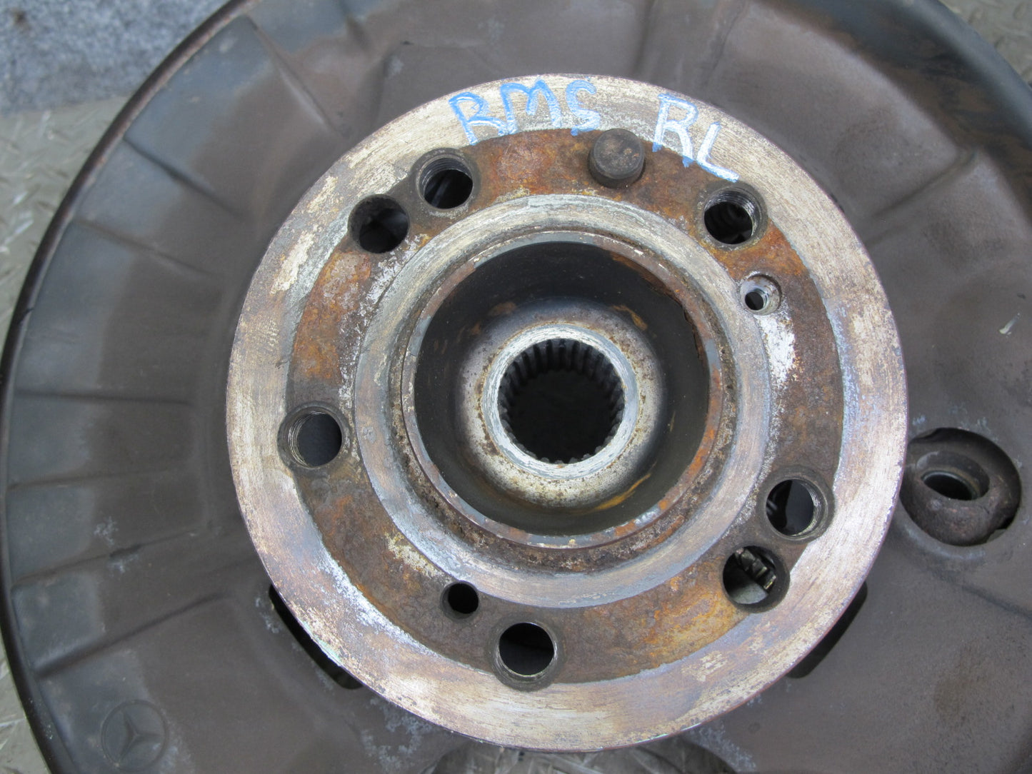 94-99 Mercedes W140 Rear Left Spindle Knuckle Wheel Hub Bearing OEM