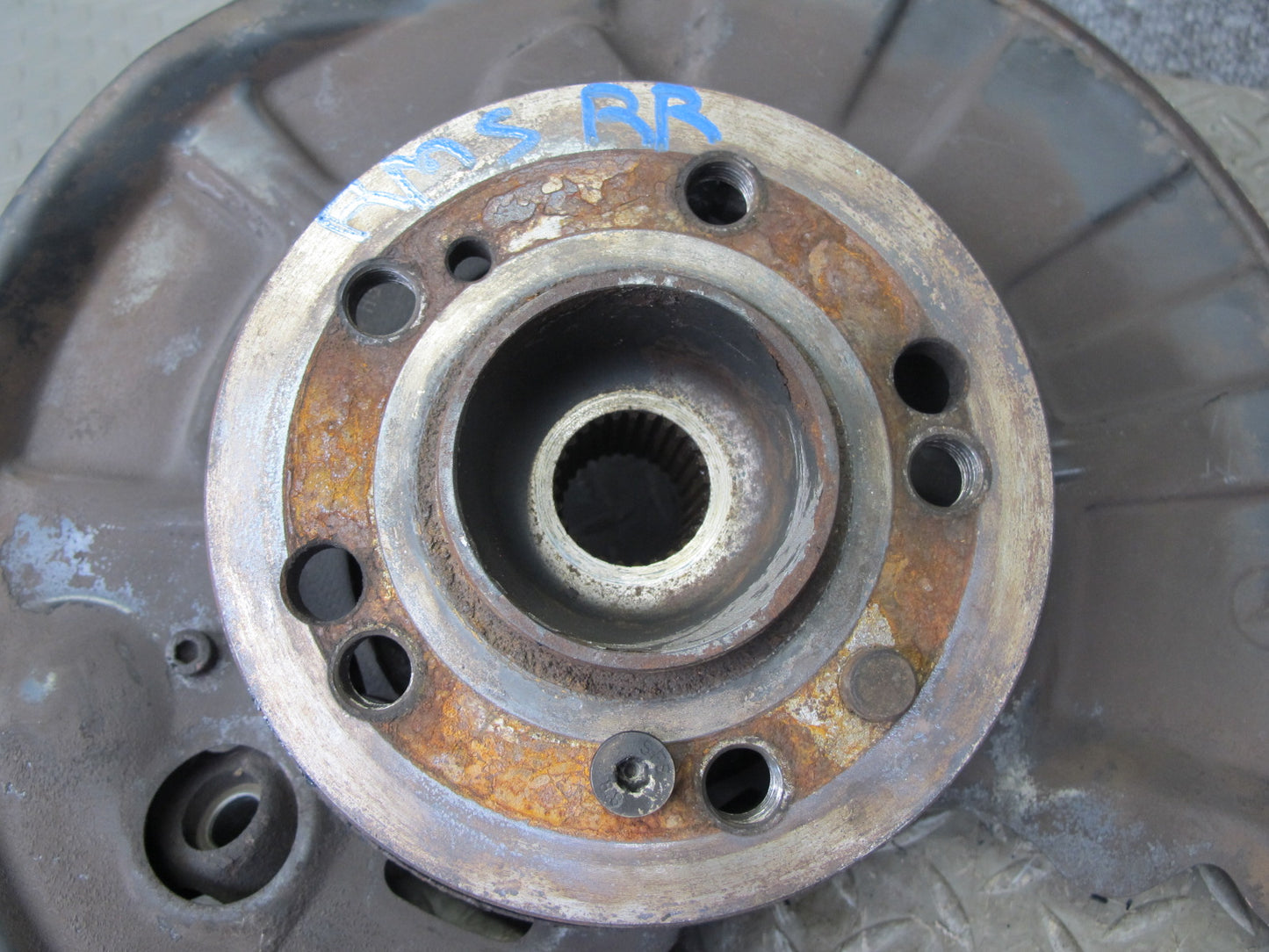 94-99 Mercedes W140 Rear Right Spindle Knuckle Wheel Hub Bearing OEM