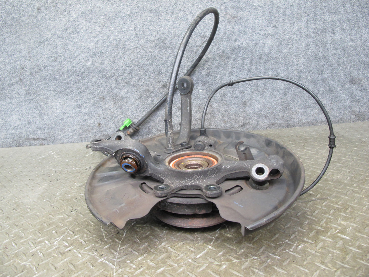 94-99 Mercedes W140 Rear Right Spindle Knuckle Wheel Hub Bearing OEM