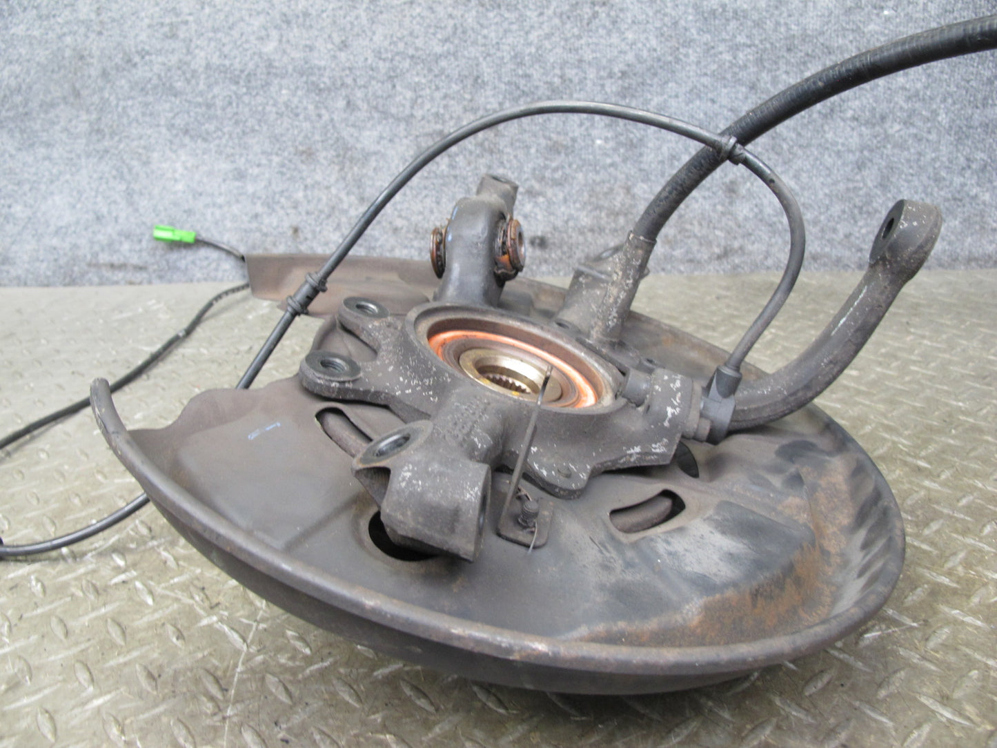 94-99 Mercedes W140 Rear Right Spindle Knuckle Wheel Hub Bearing OEM