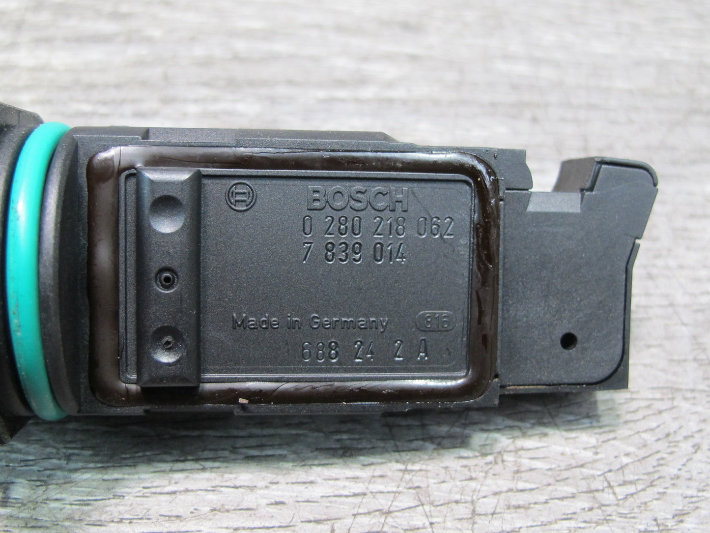 2006-2010 BMW E63 E64 M6 Mass Air Flow Meter MAF Sensor 7839014 OEM