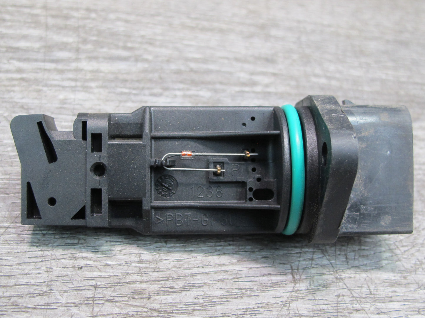 2006-2010 BMW E63 E64 M6 Mass Air Flow Meter MAF Sensor 7839014 OEM