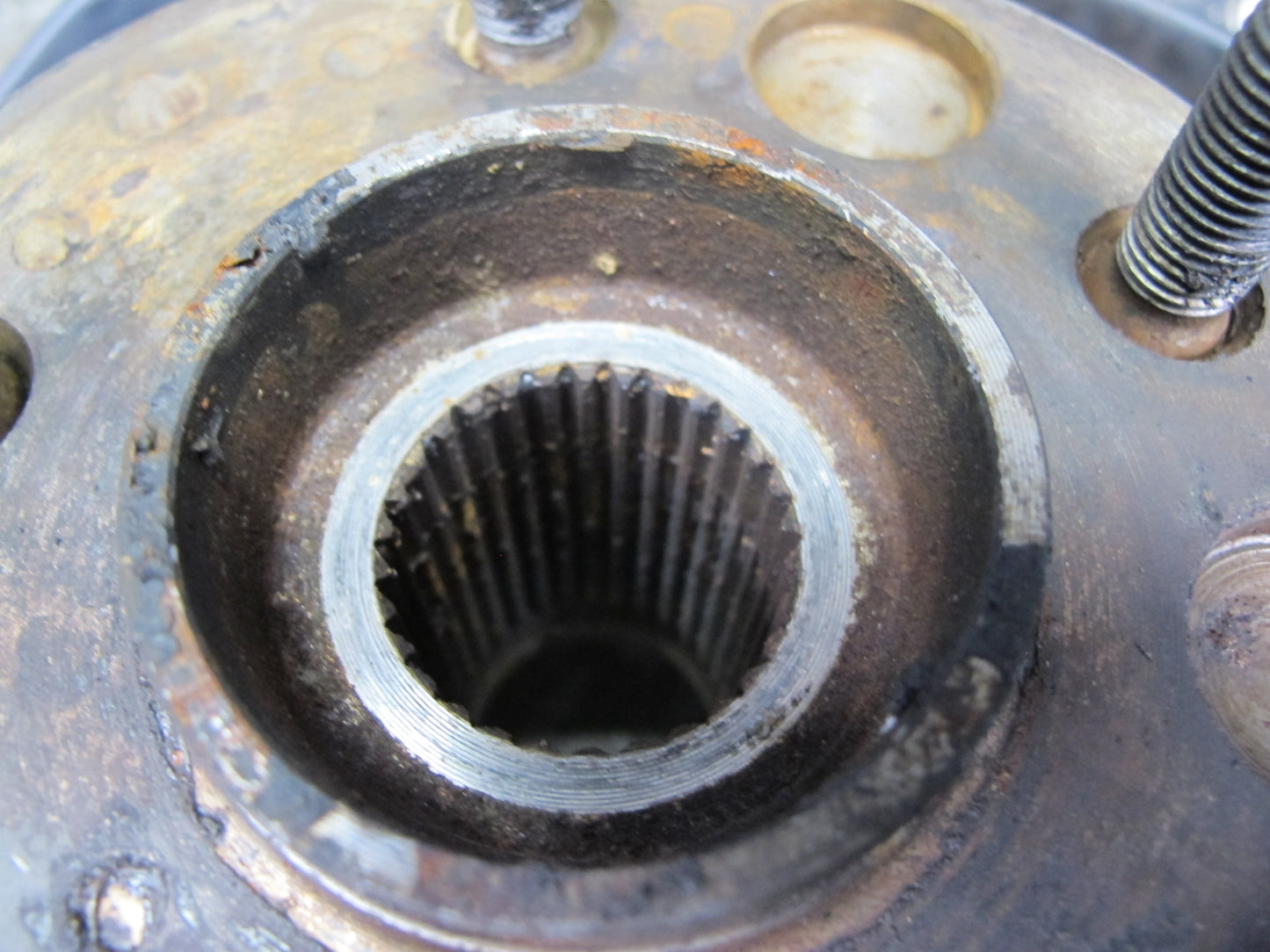 92-00 Lexus UZZ30L SC300 SC400 RWD Rear Left Spindle Knuckle Wheel Hub OEM