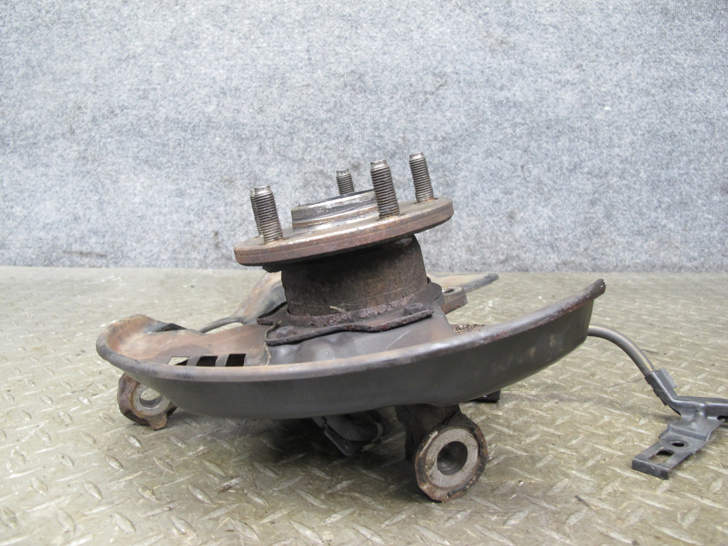 92-00 Lexus UZZ30L SC300 SC400 RWD Front Right Spindle Knuckle Wheel Hub OEM