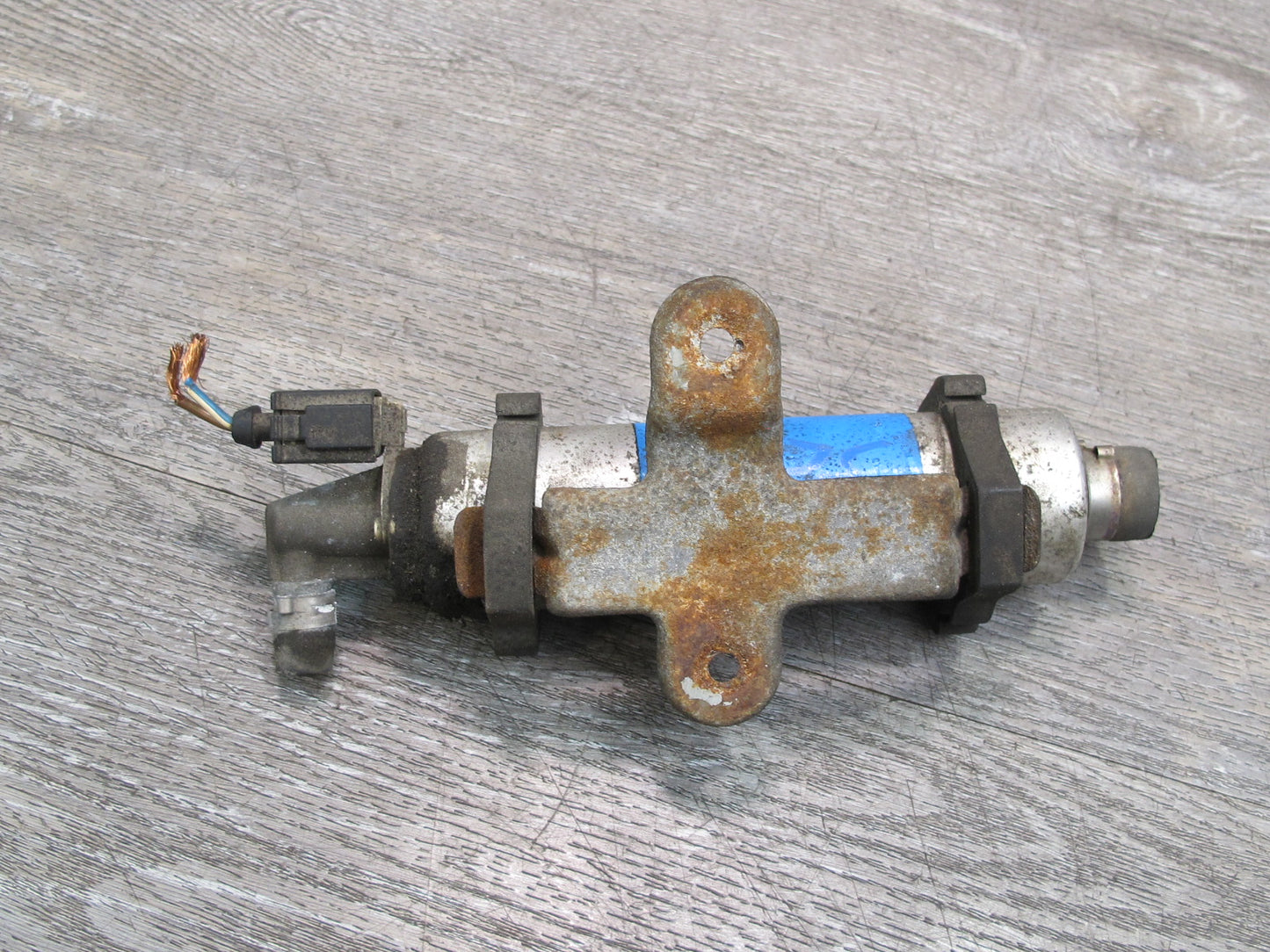 03-12 Mercedes R230 Sl-class Auxiliary AUX Gas Fuel Pump Assembly OEM