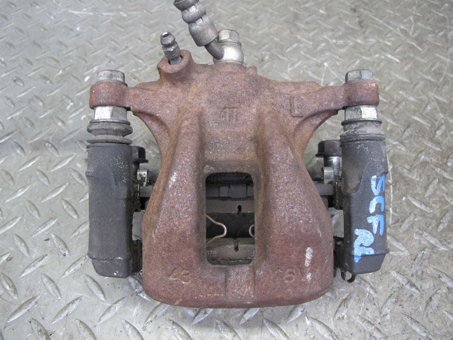 92-00 Lexus UZZ30L SC400 RWD Rear Left & Right Brake Caliper Set OEM