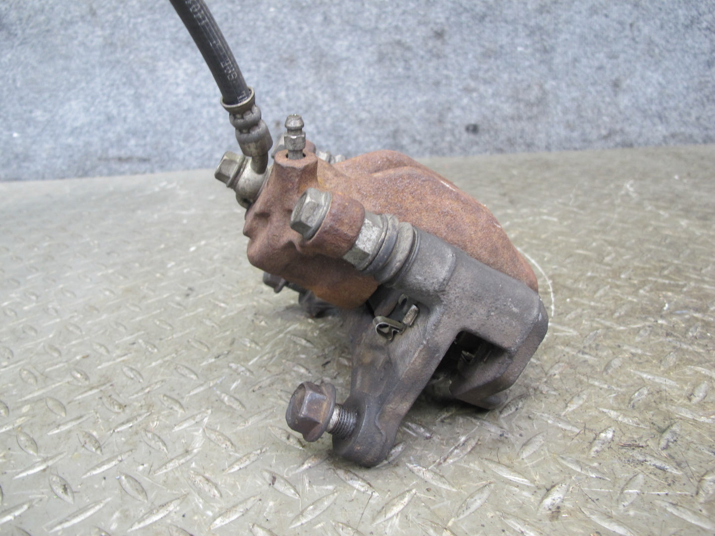 92-00 Lexus UZZ30L SC400 RWD Rear Left & Right Brake Caliper Set OEM
