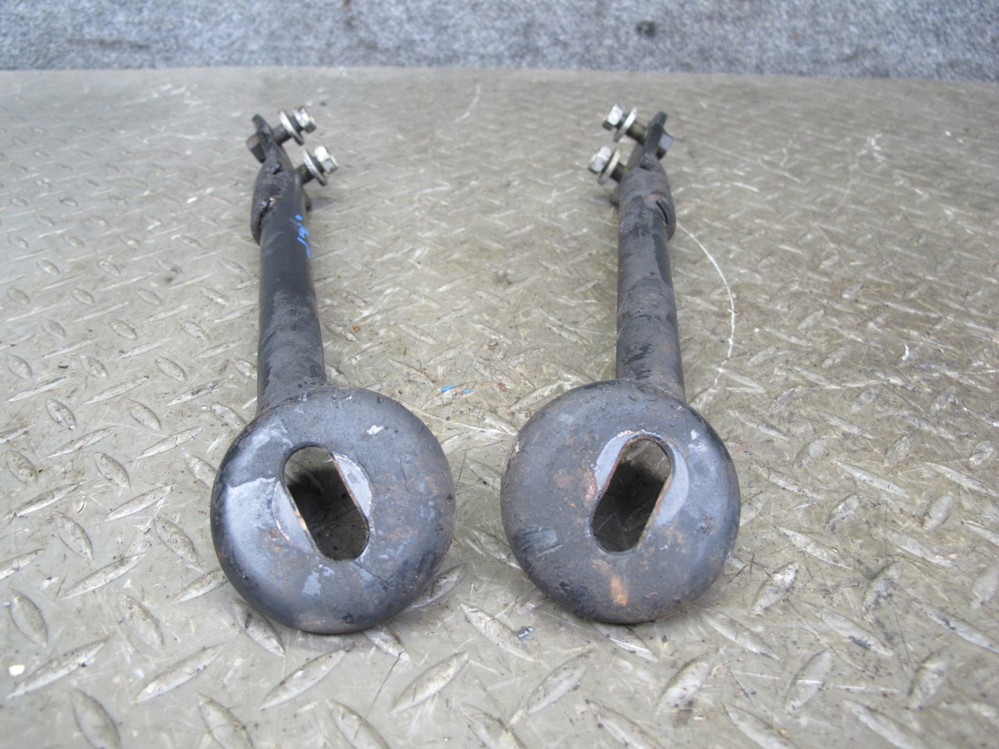 92-00 Lexus UZZ30L SC300 SC400 Set of 2 Front Suspension Link Rod Bar OEM