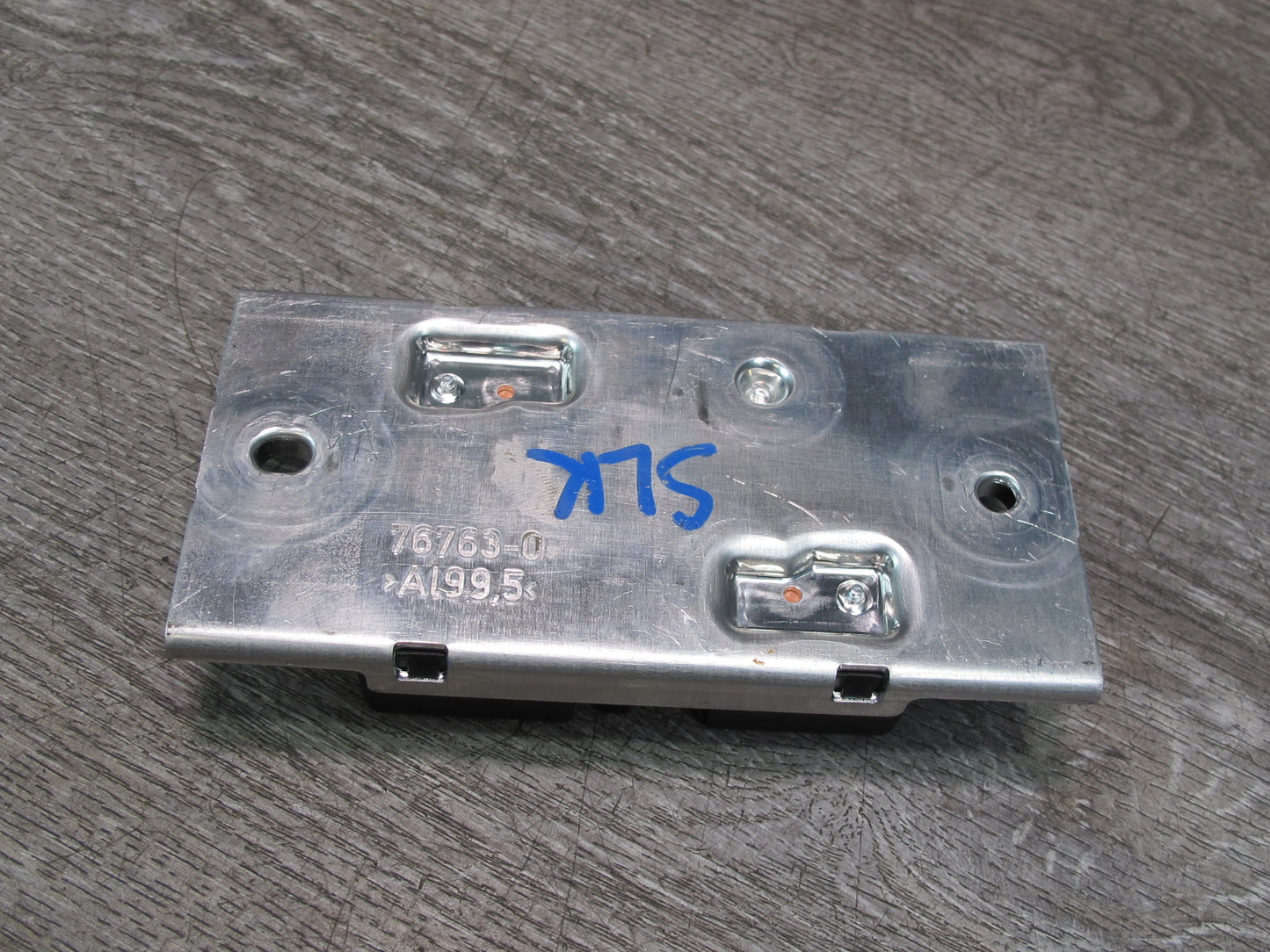 09-12 Mercedes R230 Sl-class Seat Airscarf Control Module Unit 2308209526 OEM
