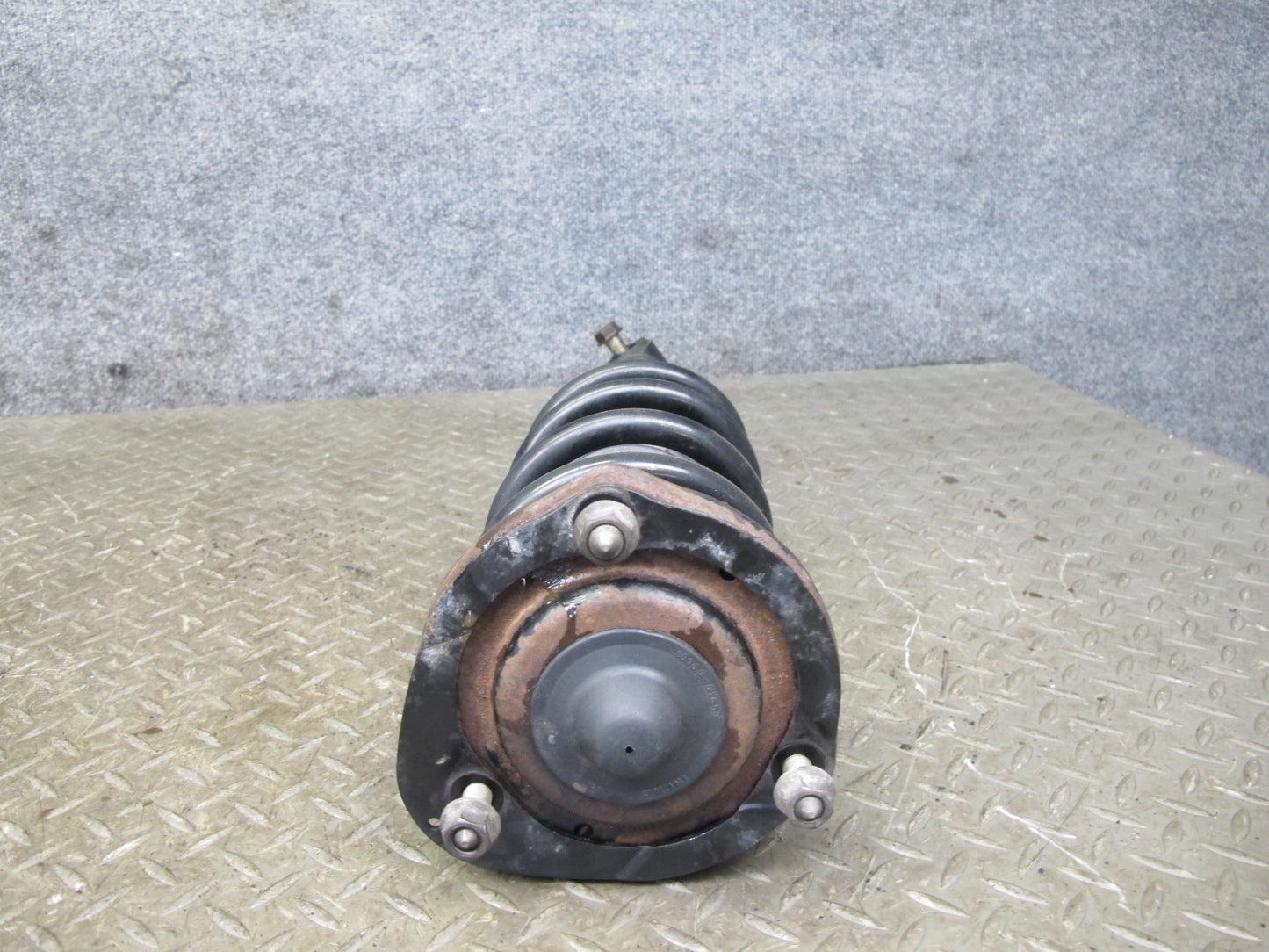 94-96 Lexus UZZ30L SC400 Set of 2 Front Left & Right Strut Shock Absorber OEM