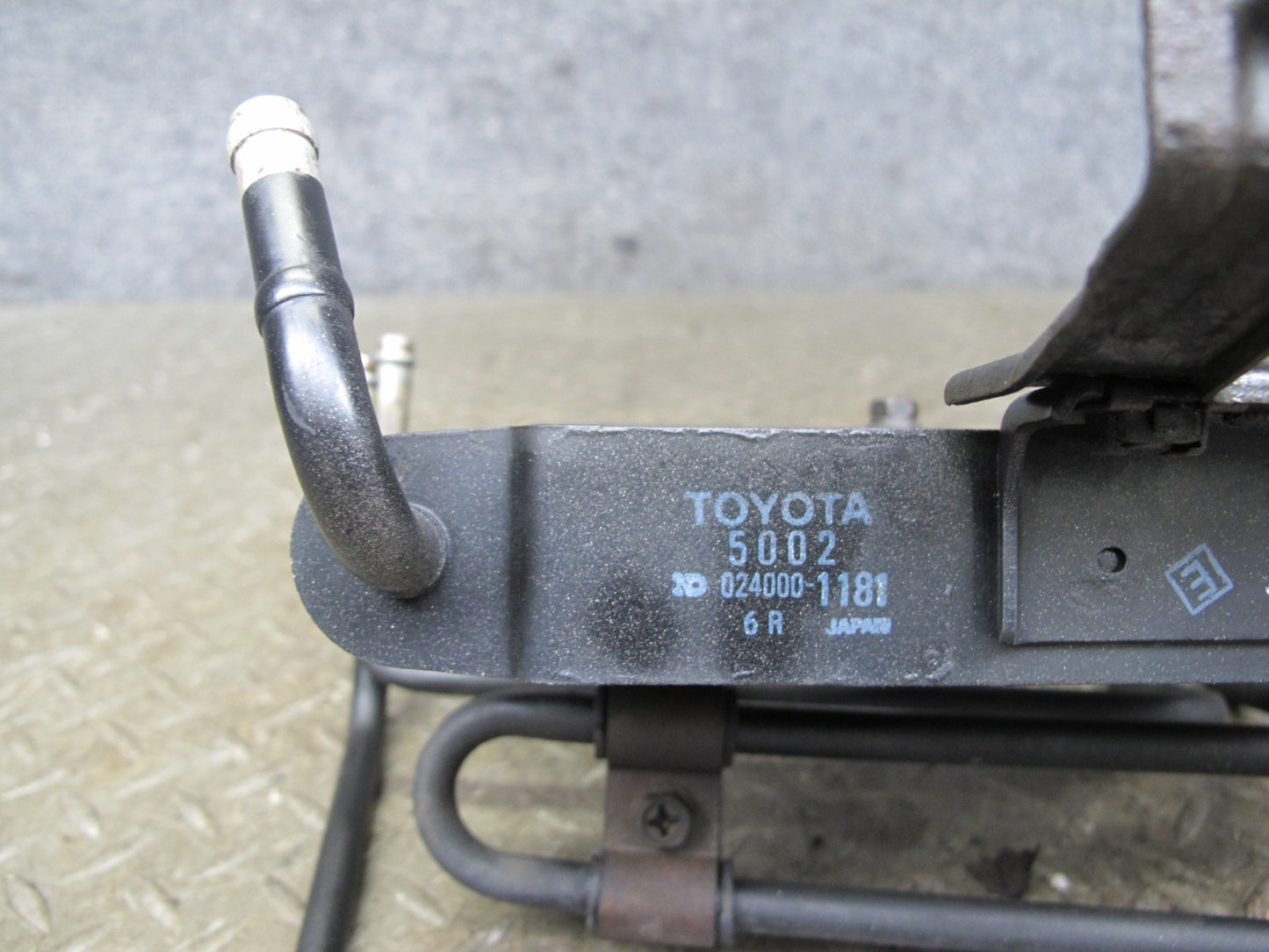92-00 Lexus UZZ30L SC400 Automatic Transmission Oil Cooler 024000-1181 OEM