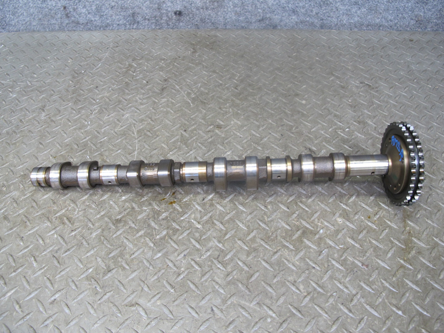 96-99 Mercedes W140 S500 5.0L 119.980 Right Intake & Exhaust Camshaft Set OEM