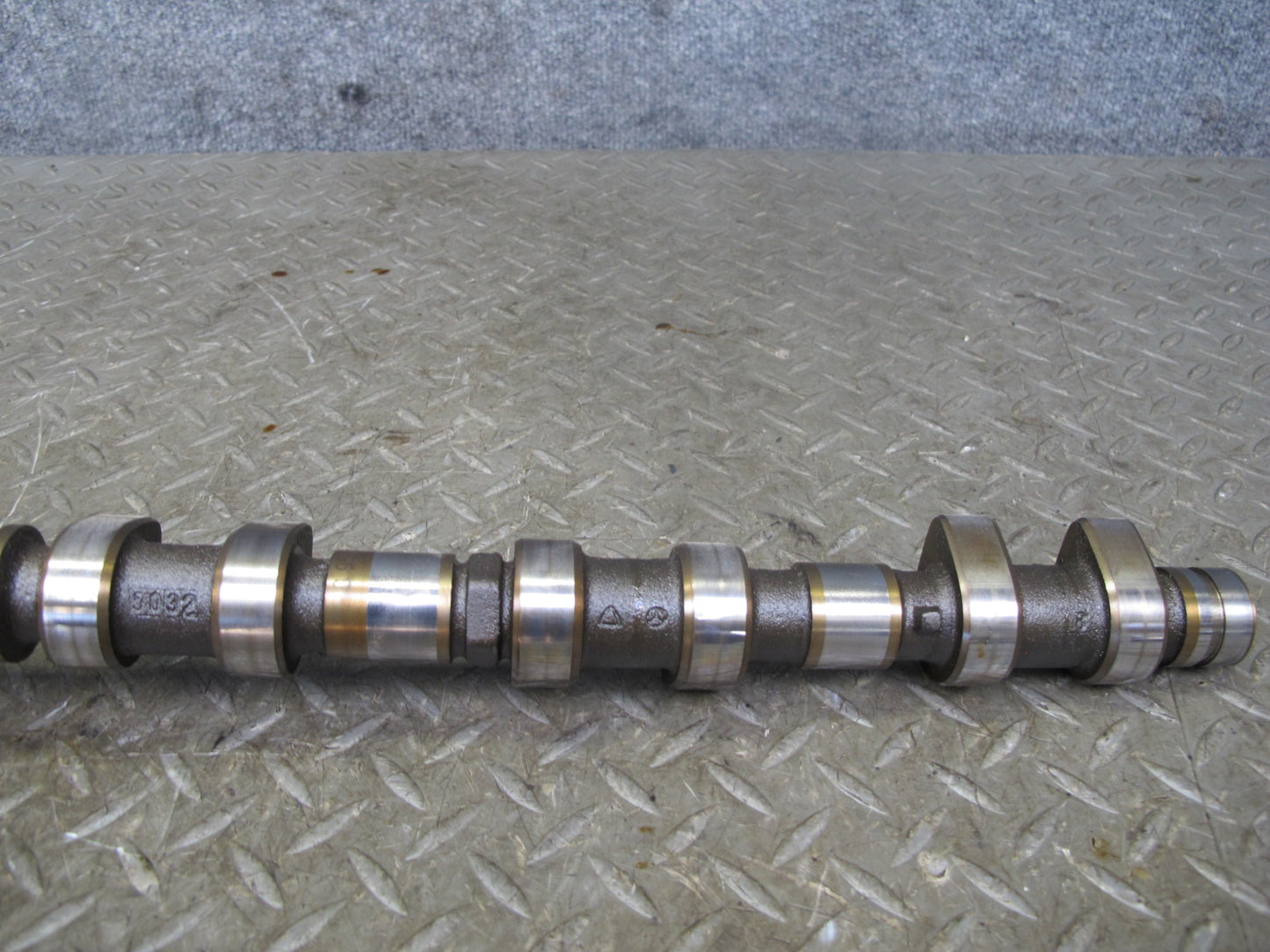 96-99 Mercedes W140 S500 5.0L 119.980 Left Intake & Exhaust Camshaft Set OEM