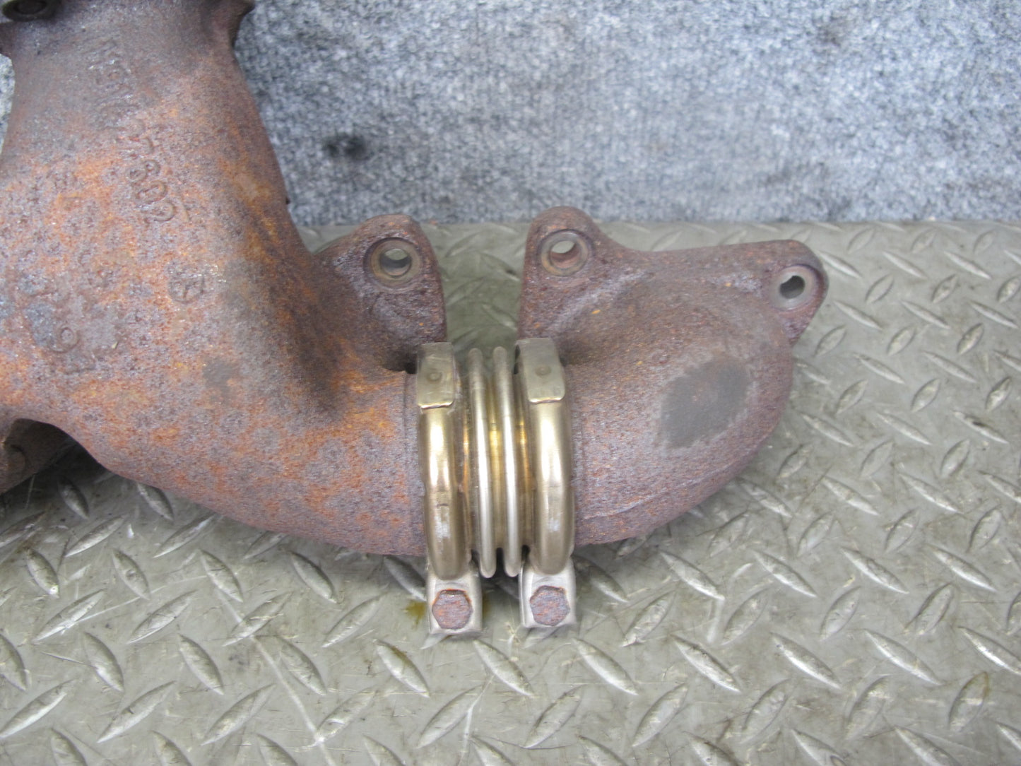 94-99 Mercedes W140 S500 Left Exhaust Manifold OEM