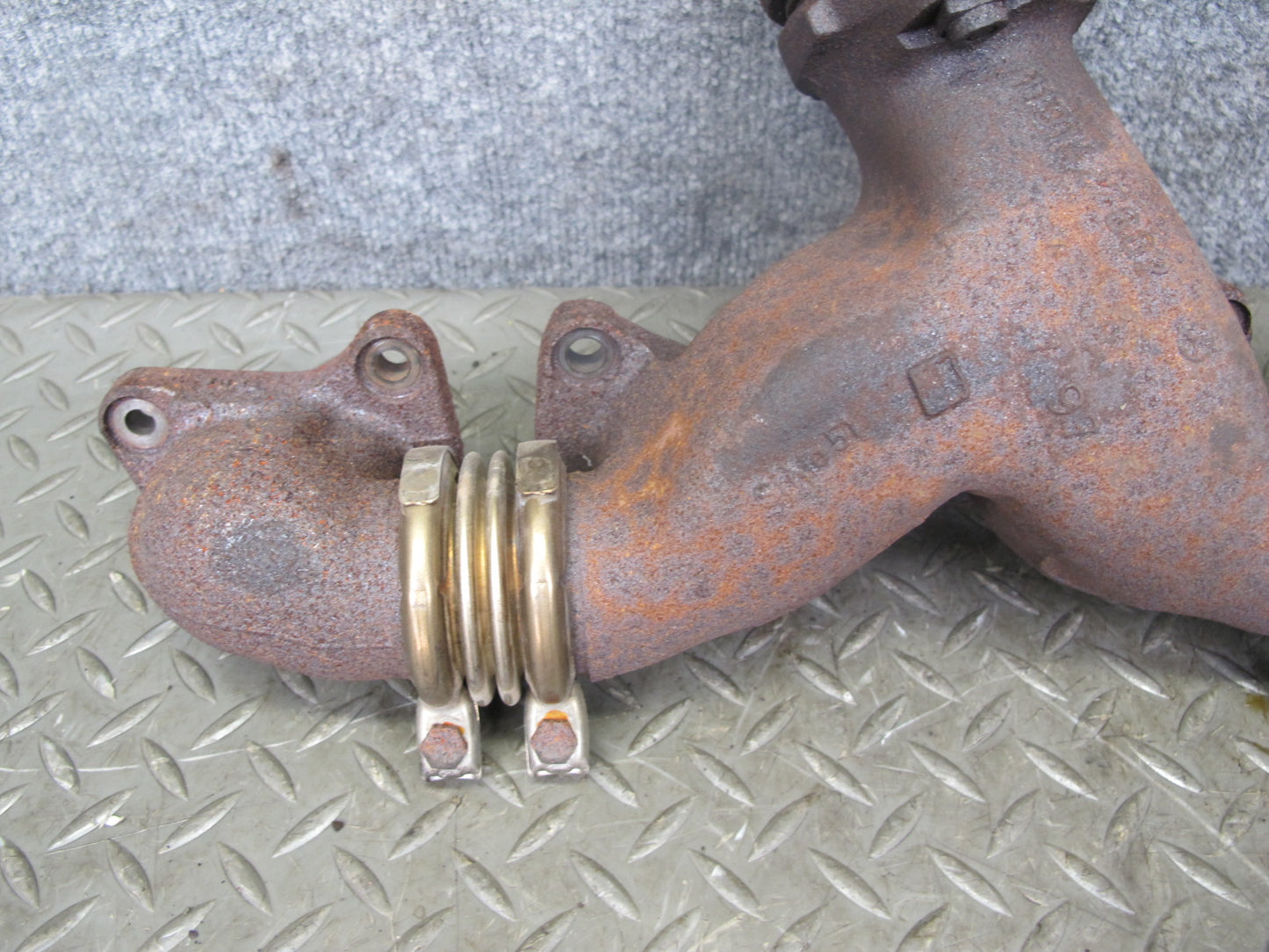 94-99 Mercedes W140 S500 Left Exhaust Manifold OEM