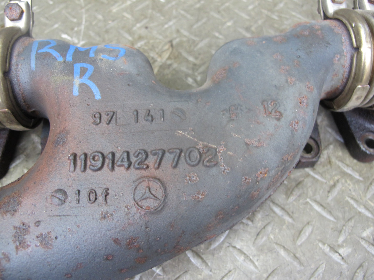 94-99 Mercedes W140 S500 Right Exhaust Manifold 1191427702 OEM