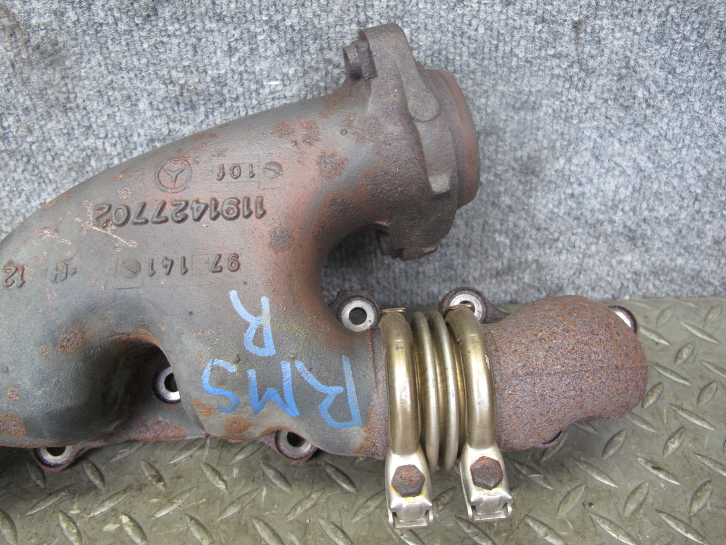 94-99 Mercedes W140 S500 Right Exhaust Manifold 1191427702 OEM