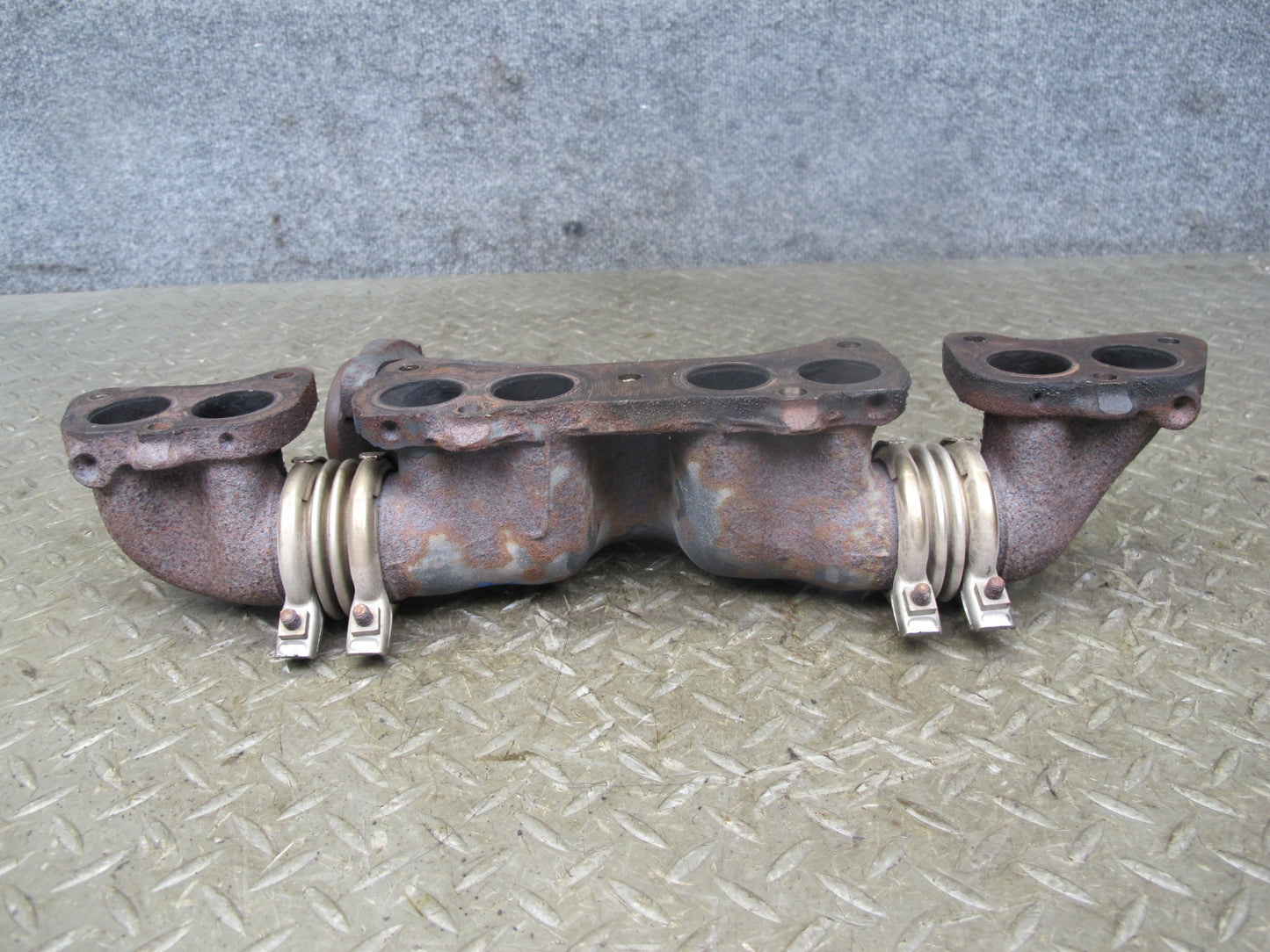 94-99 Mercedes W140 S500 Right Exhaust Manifold 1191427702 OEM