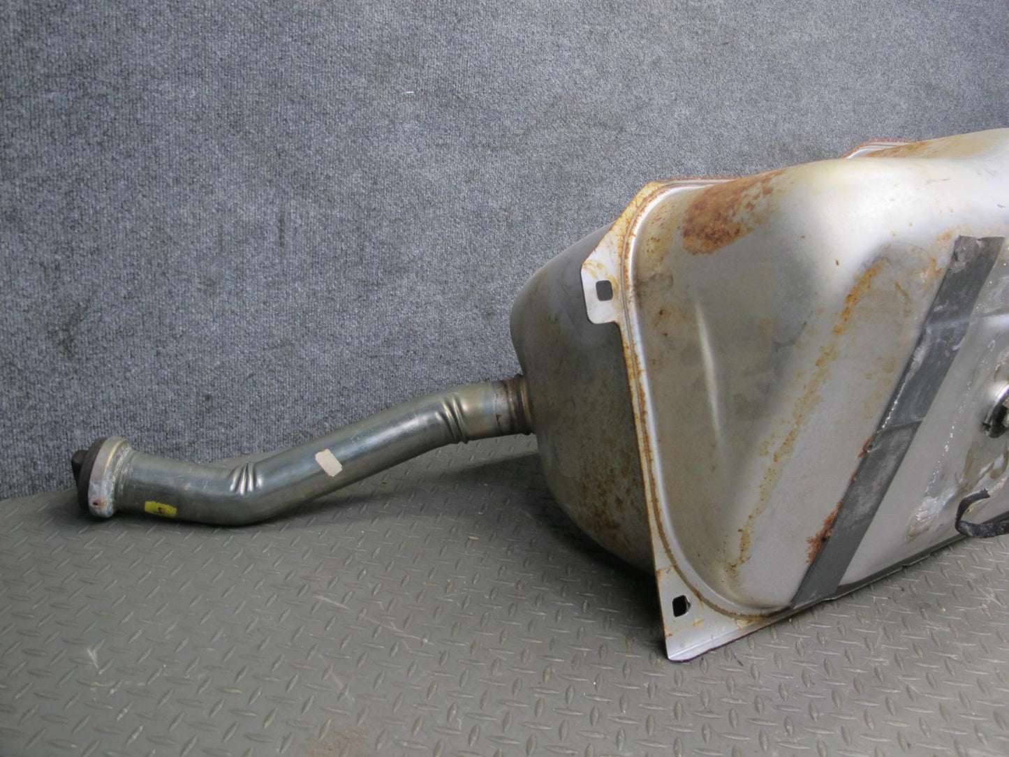 96-99 Mercedes W140 S-class Sedan Fuel Tank Unit 1404703701 OEM
