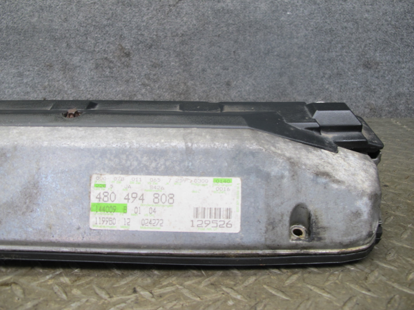 97-99 Mercedes W140 S500 Engine Left Cylinder Head Valve Cover OEM